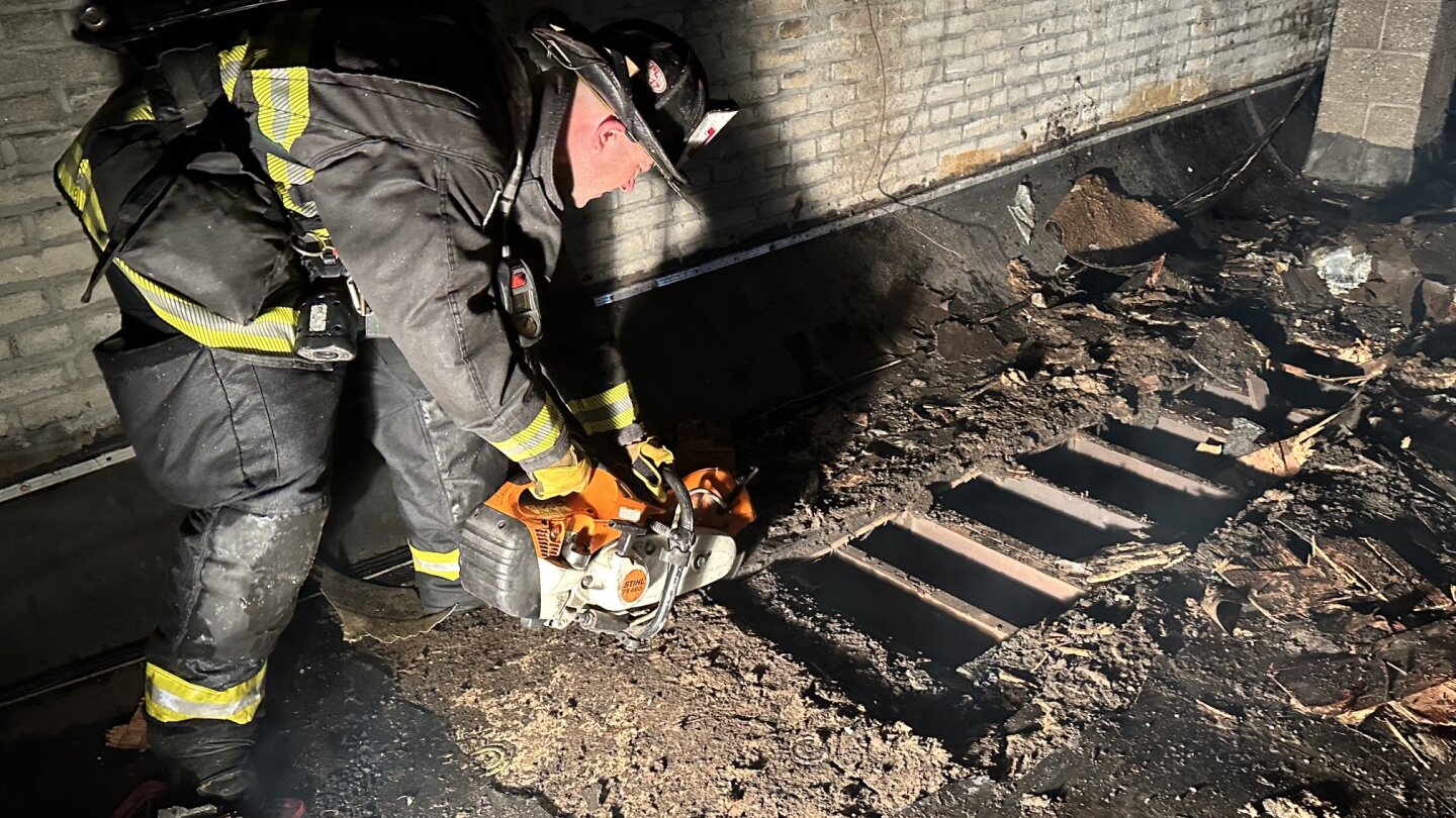 Boston firefighters face multi-layered roof at restaurant fire