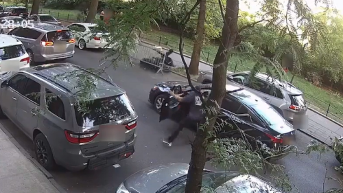 4 alguaciles de Washington demandan al gobernador que firmó la ley que otorga poder a la junta de supervisión para remover a los alguaciles