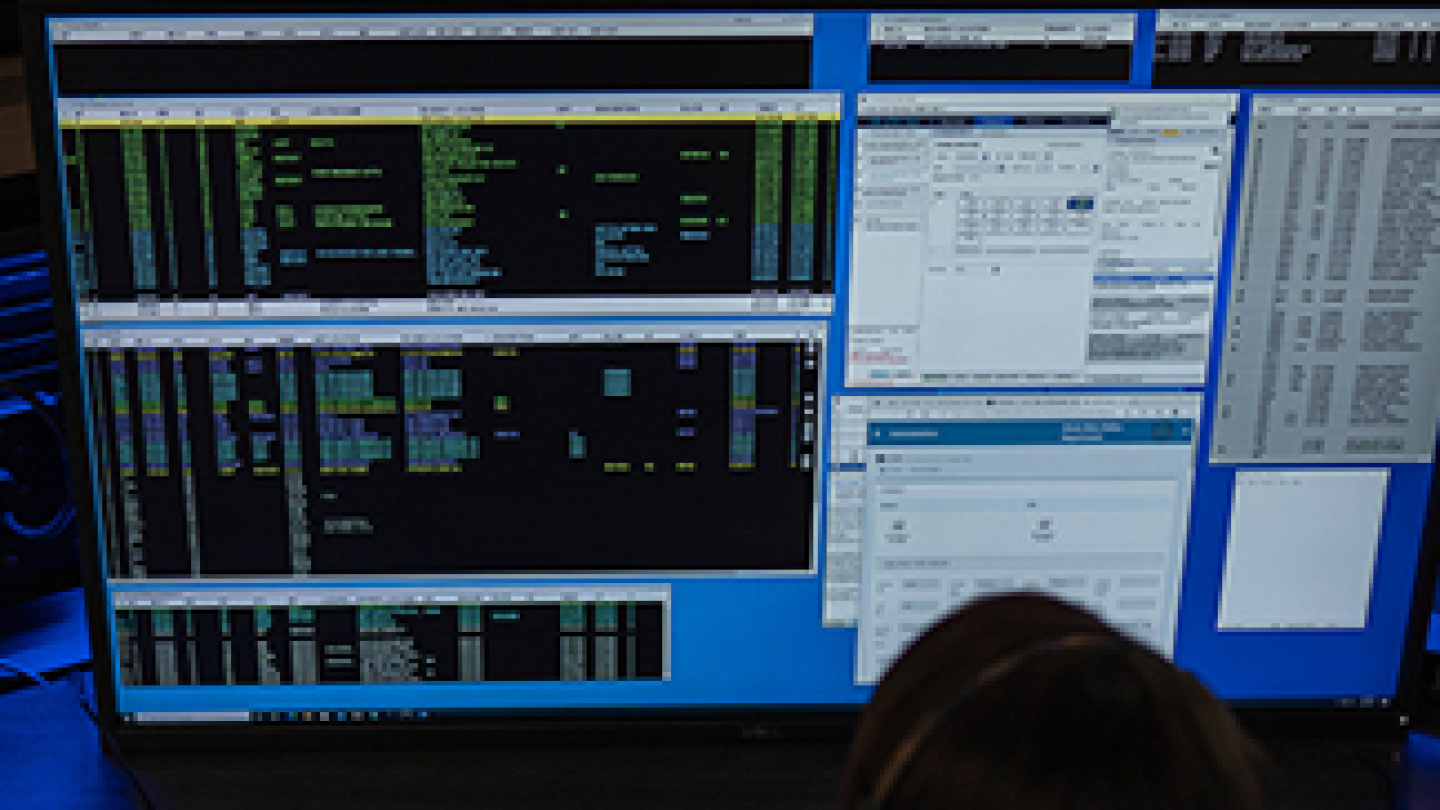 911 Call Routing Using Satellite Motorola Solutions modernizes 911 call routing in North America