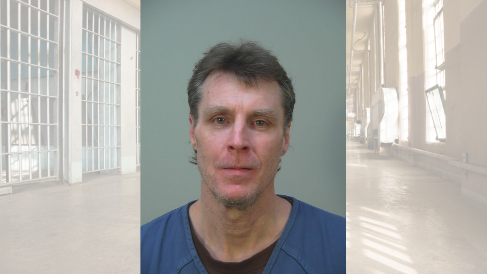 Criminal complaint Wis. inmate tried to dig his way out of jail