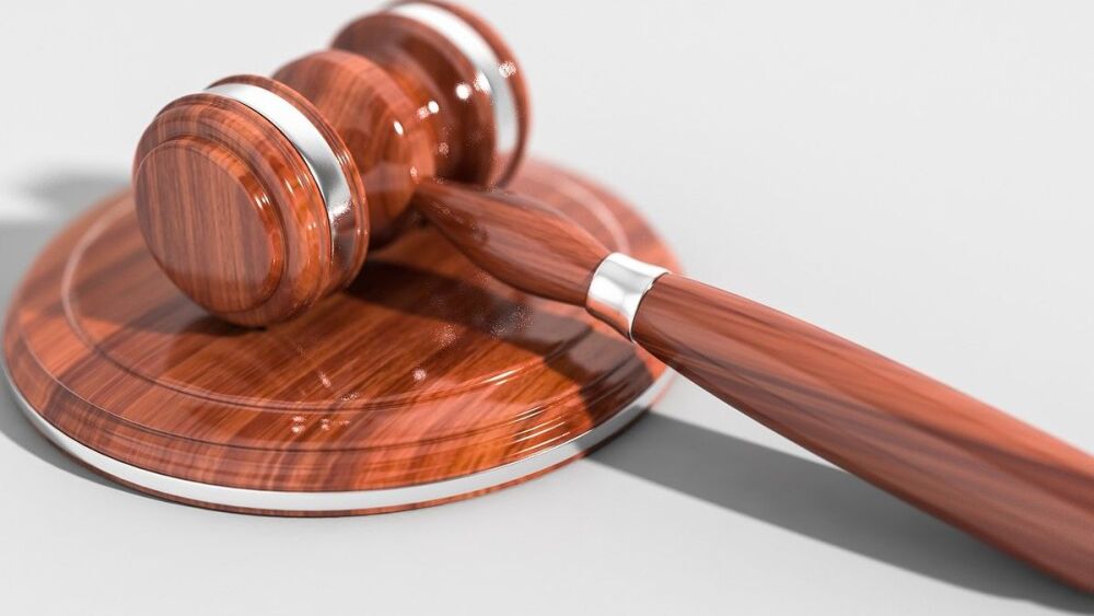 gavel-2492011_1920 (2).jpg