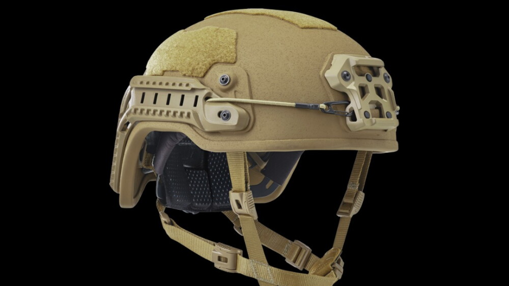 10 000 football helmet ZERO2 Built to reduce the repeated impacts that come on nearly every single snap up front. Riddell Axiom football helmet