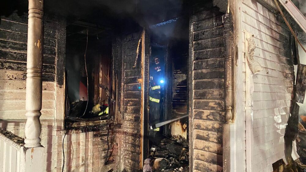 hampton fire rescue mutual aid brentwood nh firefighter burned