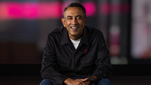 Srini-Gopalan_Headshots2253_1280x640_Horizontal_RGB_R.jpg