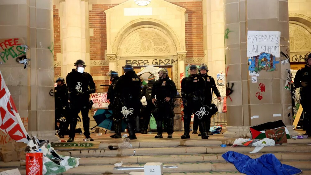 Calif. law enforcement operation breaches UCLA protest encampment ...