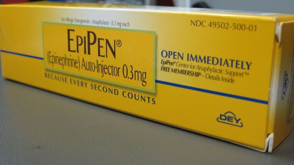 Epiau Injection Back to the basics: EMTs, paramedic anaphylaxis treatment