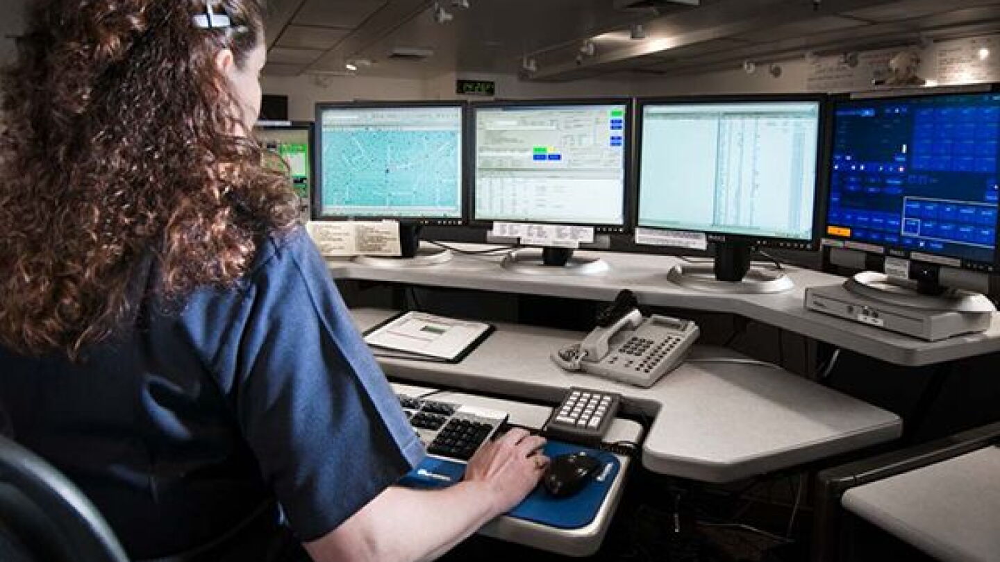 Dispatch R64 How to become a 911 dispatcher