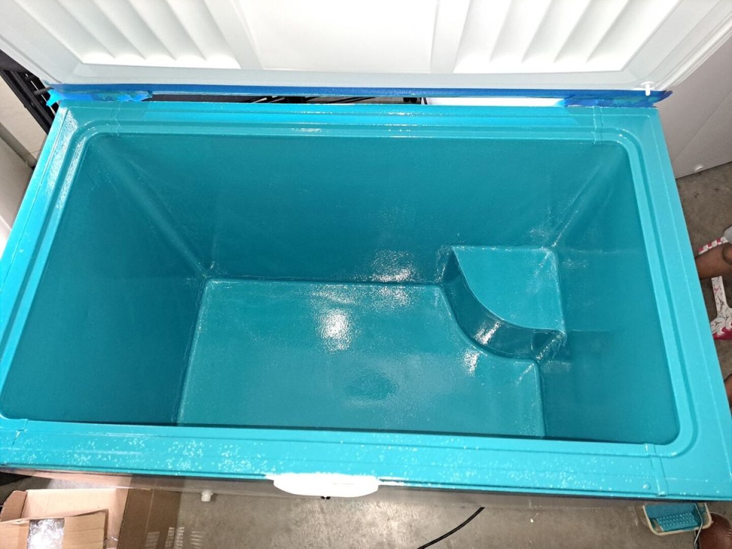 DIY Ice maker using a chest freezer 