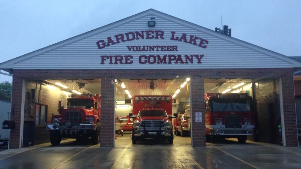 gardnerLakeFCConn.jpg
