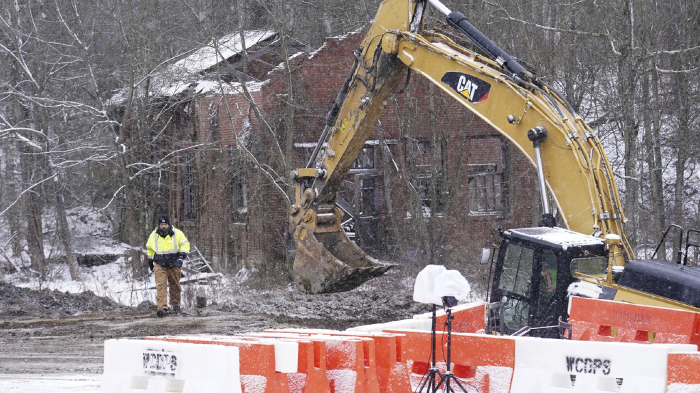 Missing Woman Sinkhole Search
