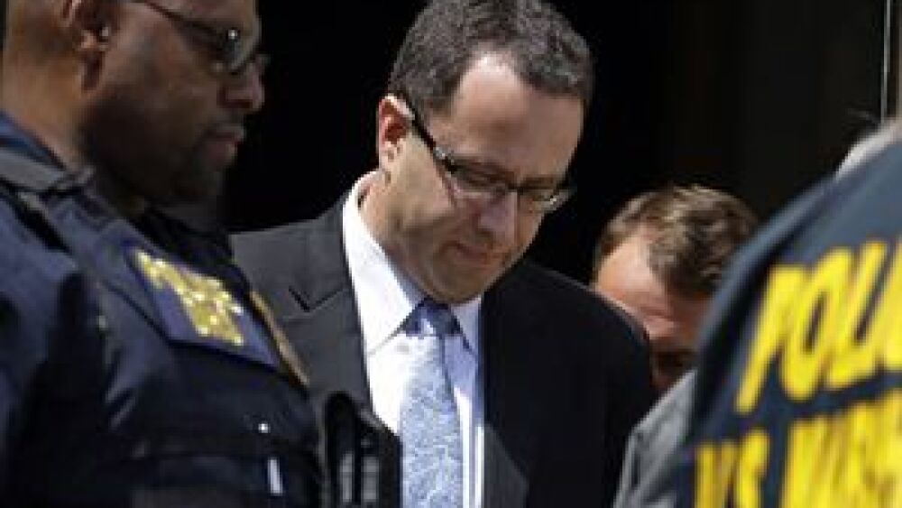 Report Jared Fogle beaten, bloodied in Colo. prison brawl
