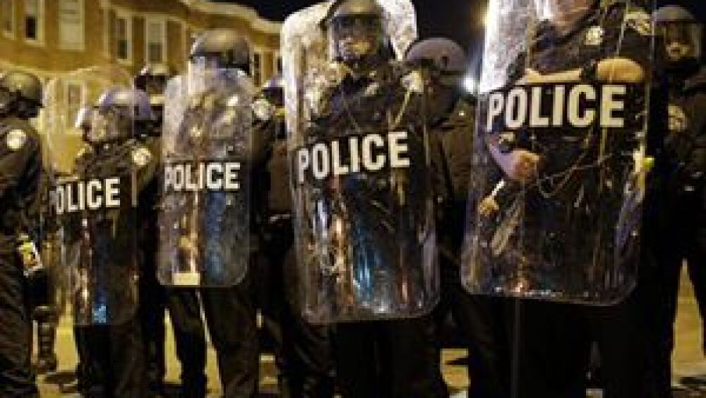 How to do crowd control correctly | PoliceOne.com