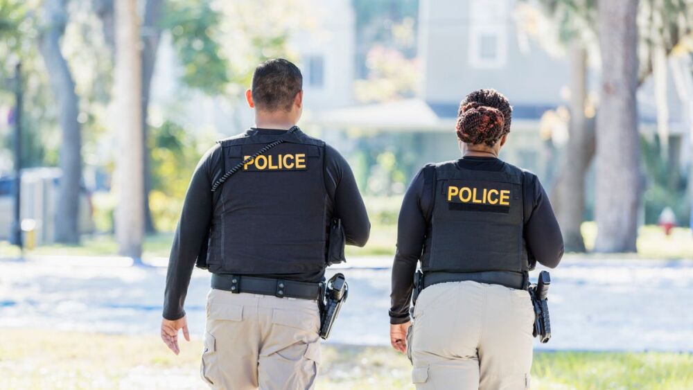 Police officers walking GettyImages-1310109133.jpg