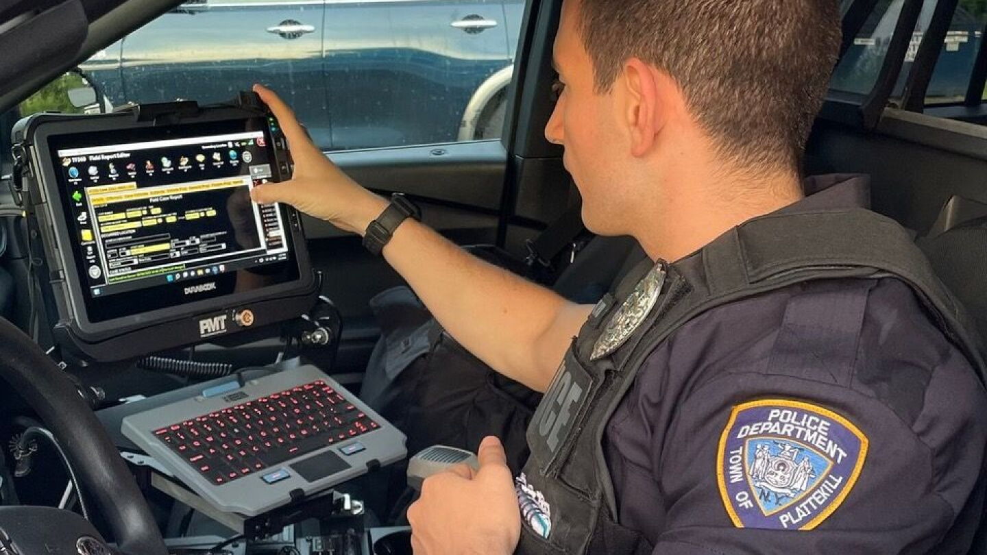Defult Police Computer 3 ways rugged laptops improve law enforcement efficiency