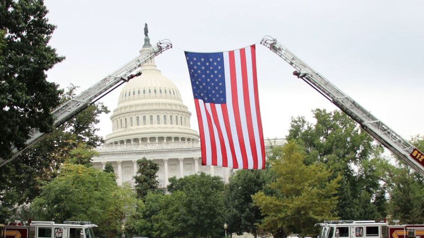 cfsi flag capitol stock
