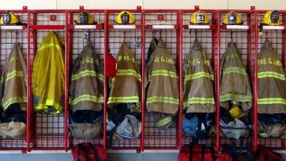 Wire Racking Fire Gear Firefighter PPE: NFPA 1970 and changes ahead for turnout gear