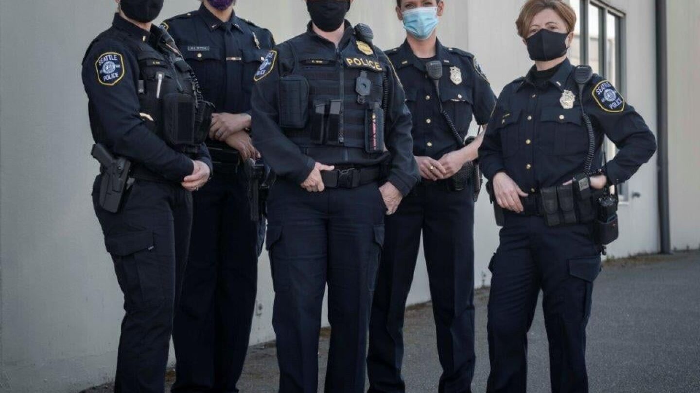 Seattle police officers women
