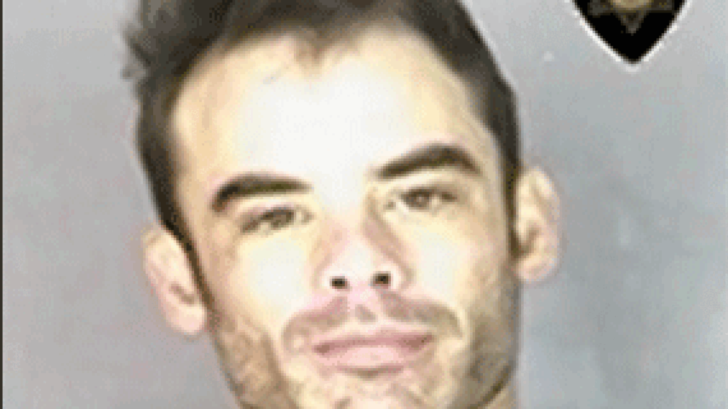 Ore. man on meth fights off 12 cops while masturbating in bar