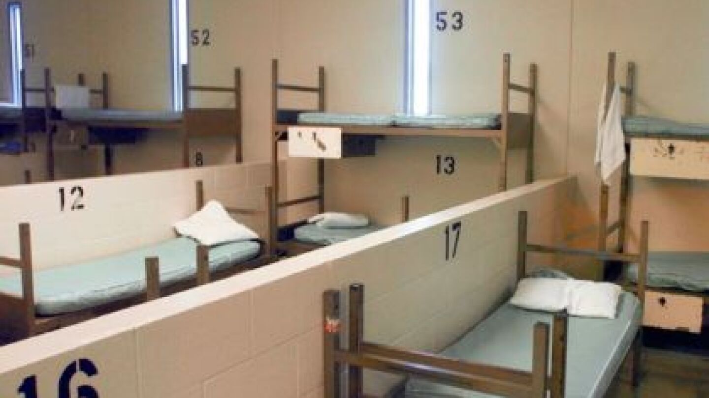20210219-AMX-US-NEWS-JUDGE-LIMITS-JAIL-BOOKING-CRITERIA-PO.jpg