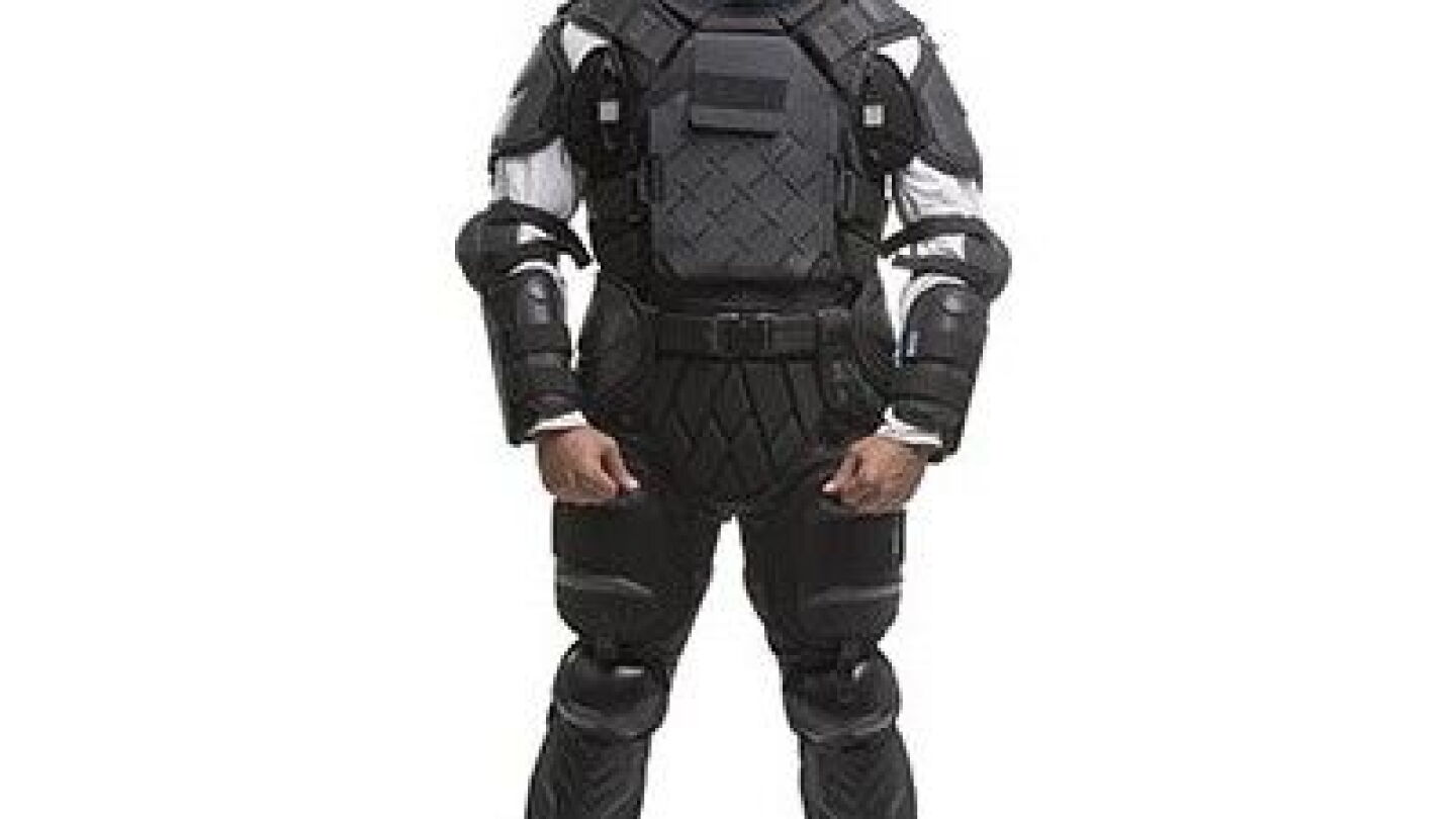 Rog Riot Uniform Rethinking riot gear: Overcoming officers’ biggest challenges
