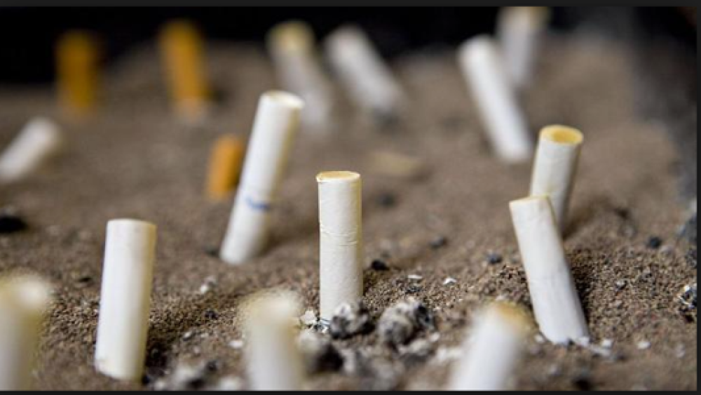 average age to start smoking cigarettes A new study has found that starting smoking before the age of 20 sharply increases the risk of stroke, heart attack and early death, even if total cigarette exposure is similar. Analysing average age to start smoking cigarettes A new study has found that starting smoking before the age of 20 sharply increases the risk of stroke, heart attack and early death, even if total cigarette exposure is similar. Analysing