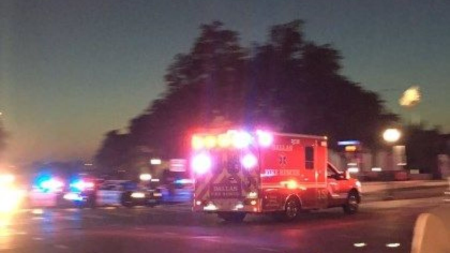 DallasAmbulance.jpg