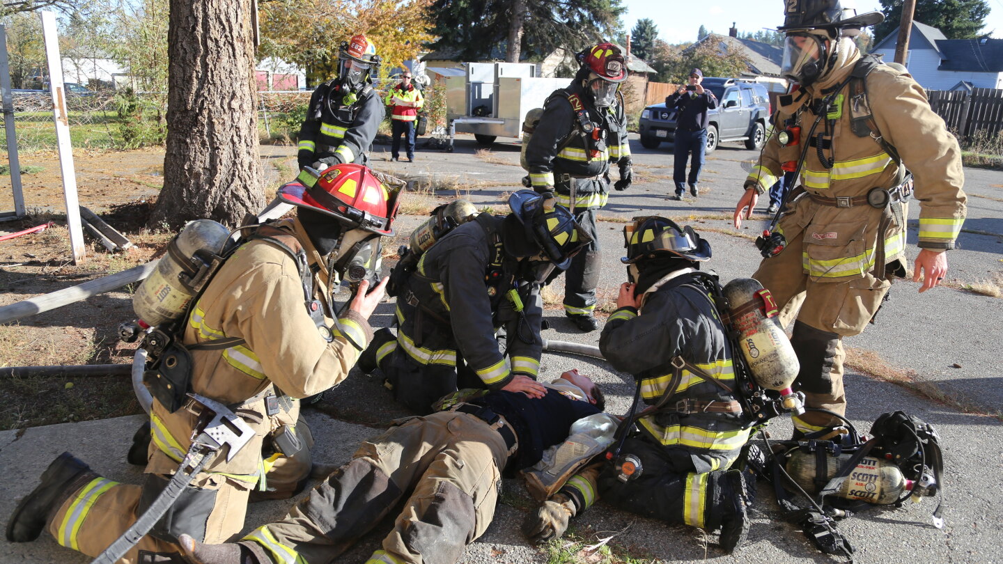 Fire Training Rescue Rigs What 100 firefighter maydays tell us about survival, culture and training