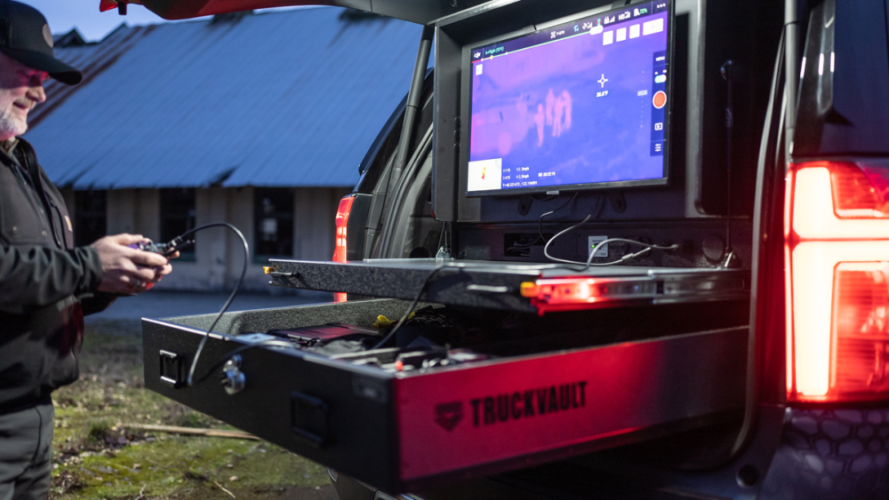 Drone Command Reimagining drone command centers for police departments