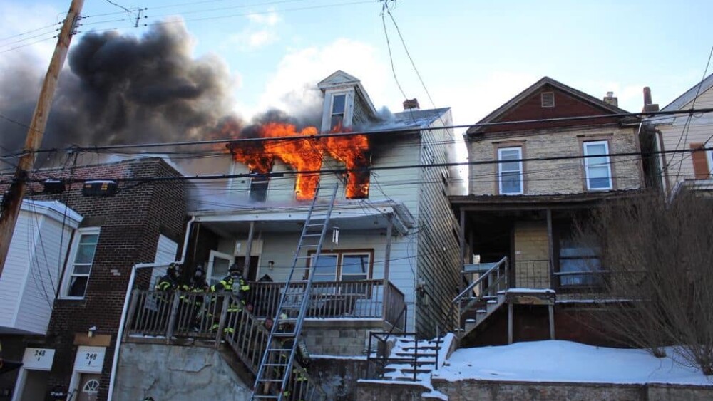 Munhall_Volunteer_Fire_Company_House_Fire_Mayday.jpg