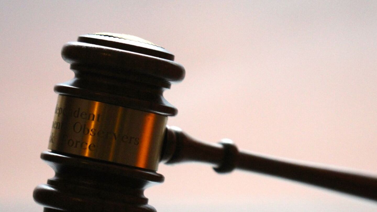 gavel 15567997853_a141820b04_o.jpg