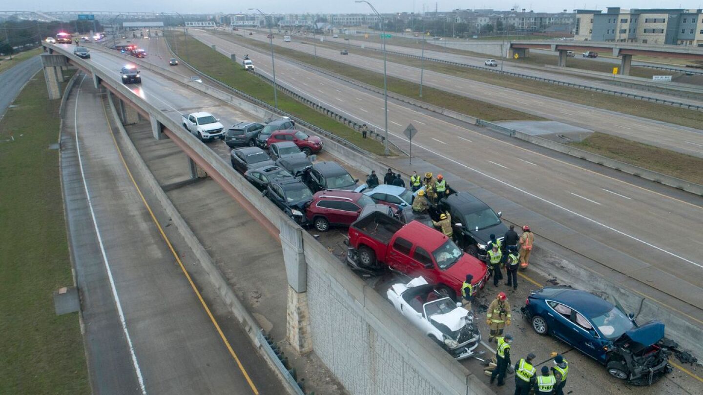 associated press 133 car fatal pileup associated press