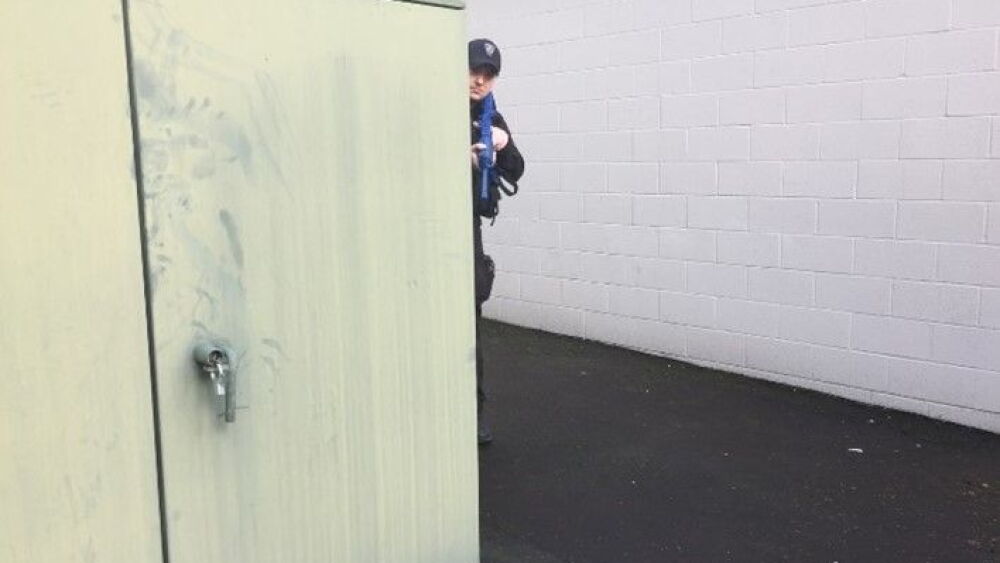 Police Using Cover What patrol officers need to know about cover and time