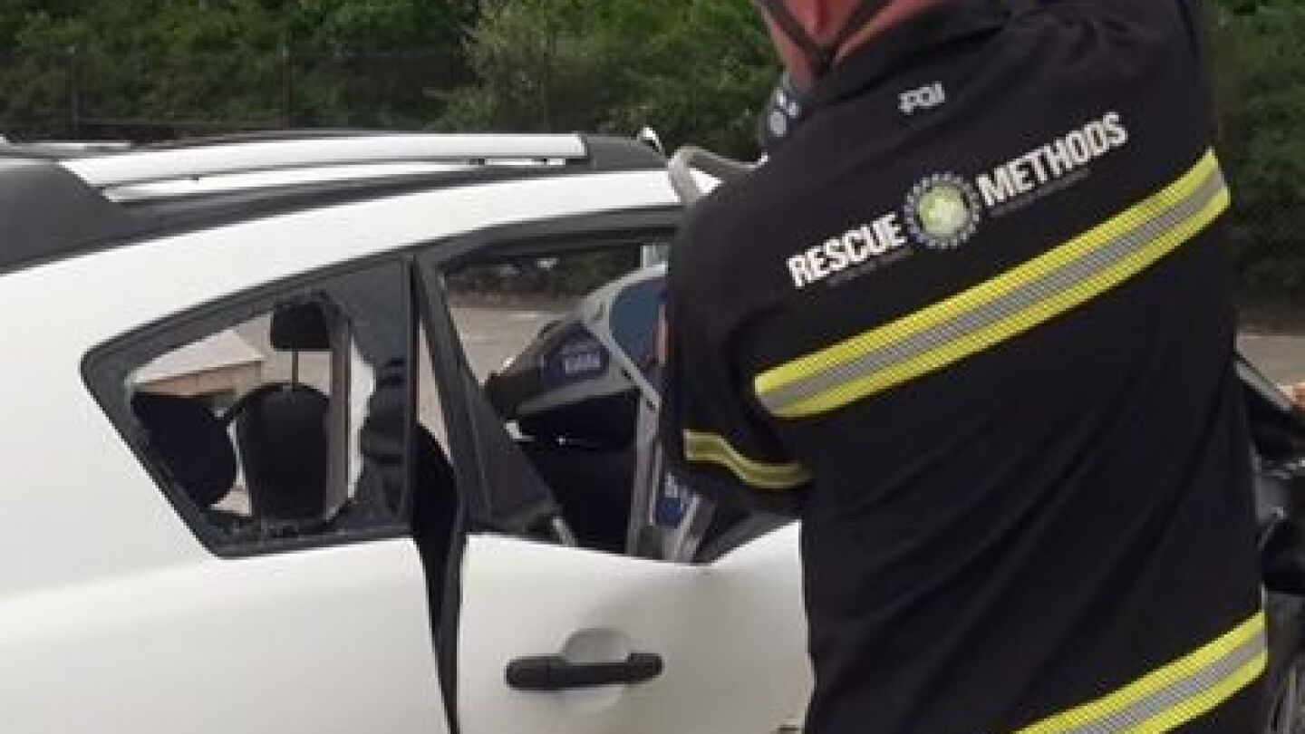 5 steps to modern vehicle extrication