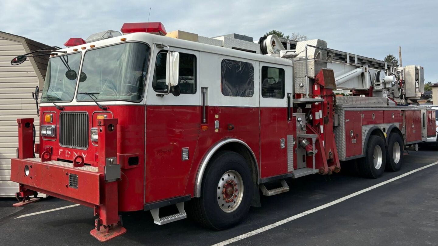 Restoration of 9/11 FDNY tower ladder truck stalls over funding