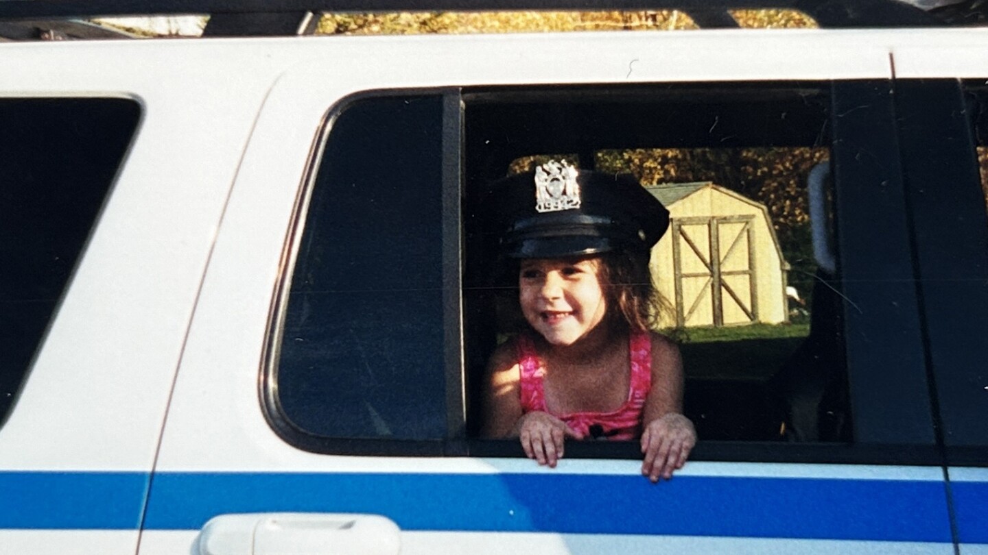 Kiara Close up 300 dpi.jpg