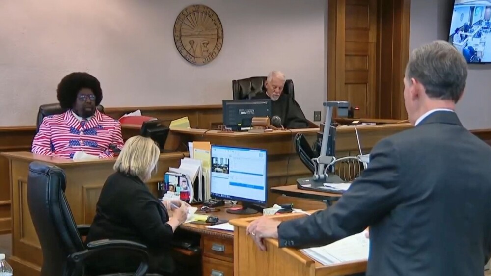 CORRECTION US-Officers-Sue-Rapper