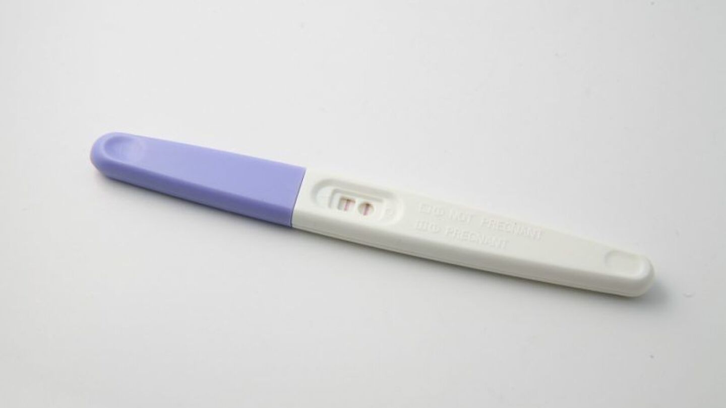 Pregnancy_test_36068237046-810x540-1-1.jpg
