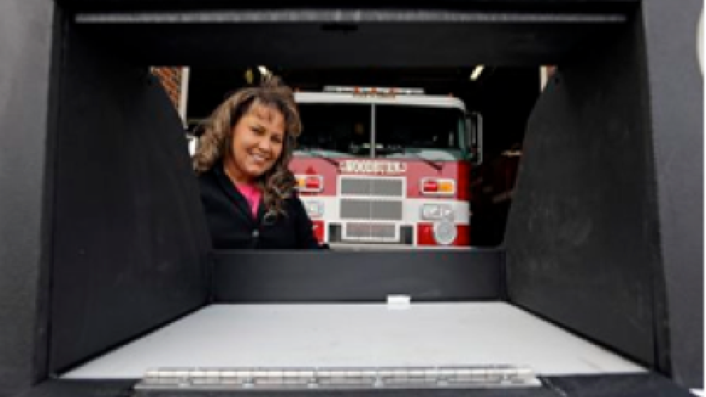 BabyBox2-1ems1dblrslv.png