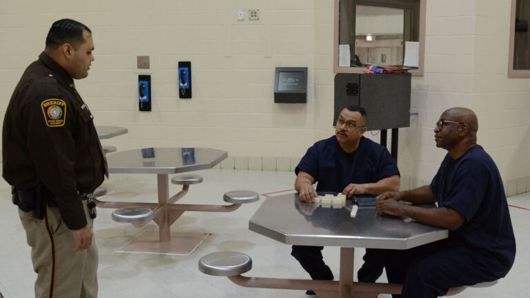 Interviewing Inmate How to be successful in dealing with inmates