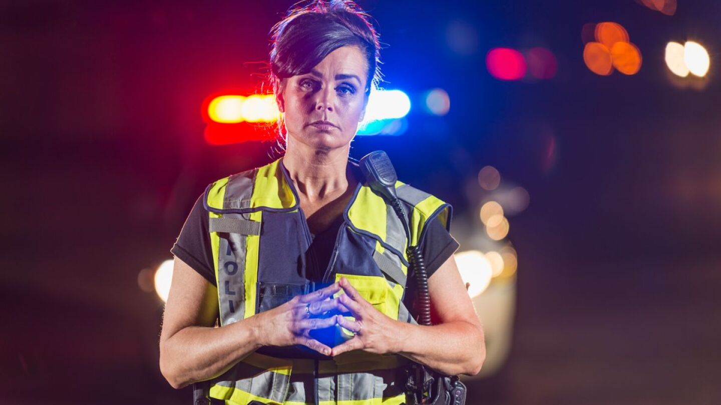 Female police officer GettyImages-531609538.jpg