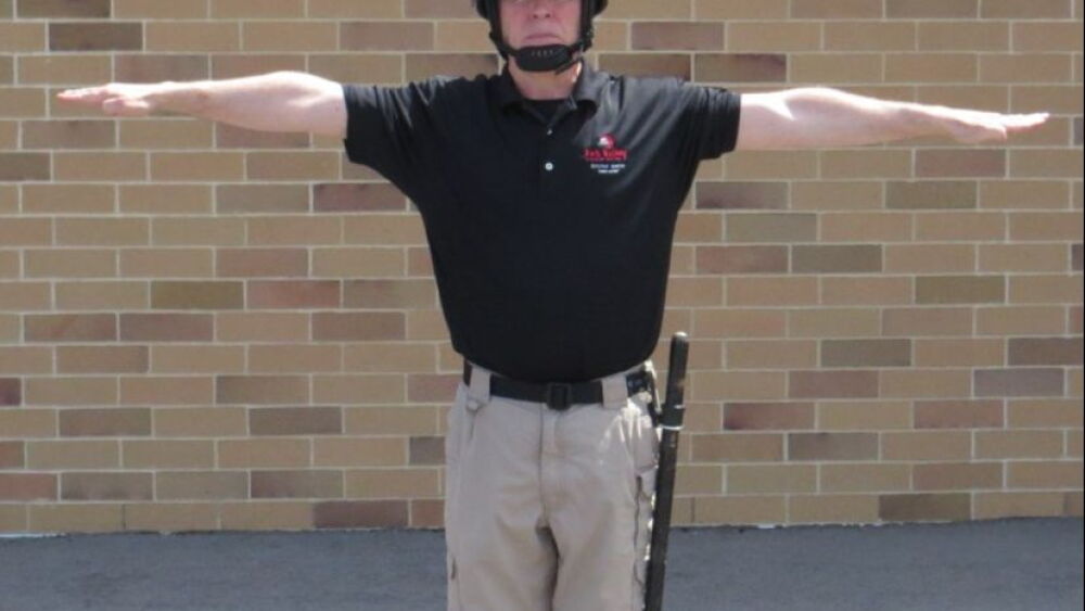 Crowd control training for police: Signals and commands