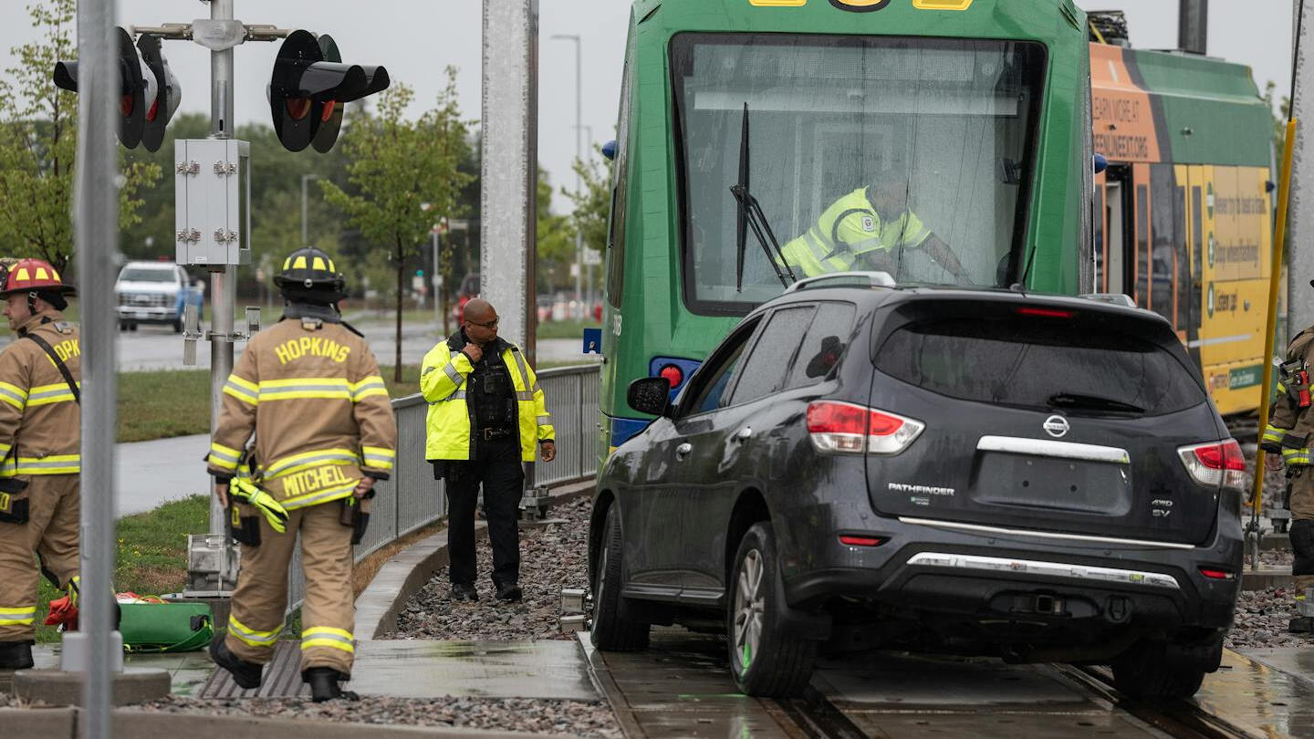 Minn. first responders drill for light-rail crash ahead of new line opening