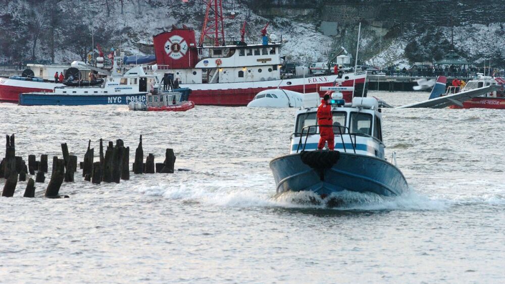 US-NEWS-BOAT-CRASH-DEATH-NY.jpg