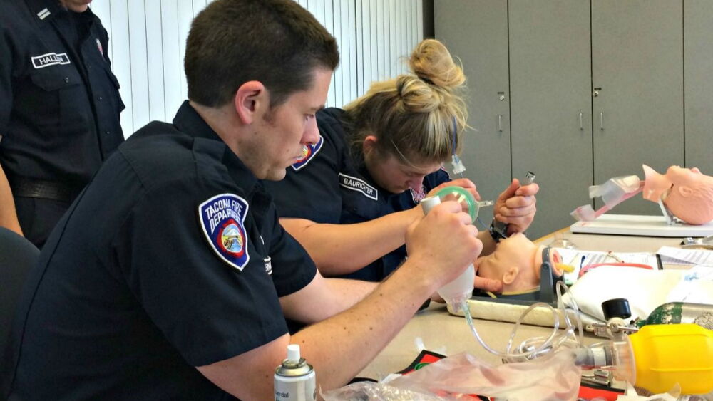 Practice Ems Serious play: Training for critical thinking in EMS